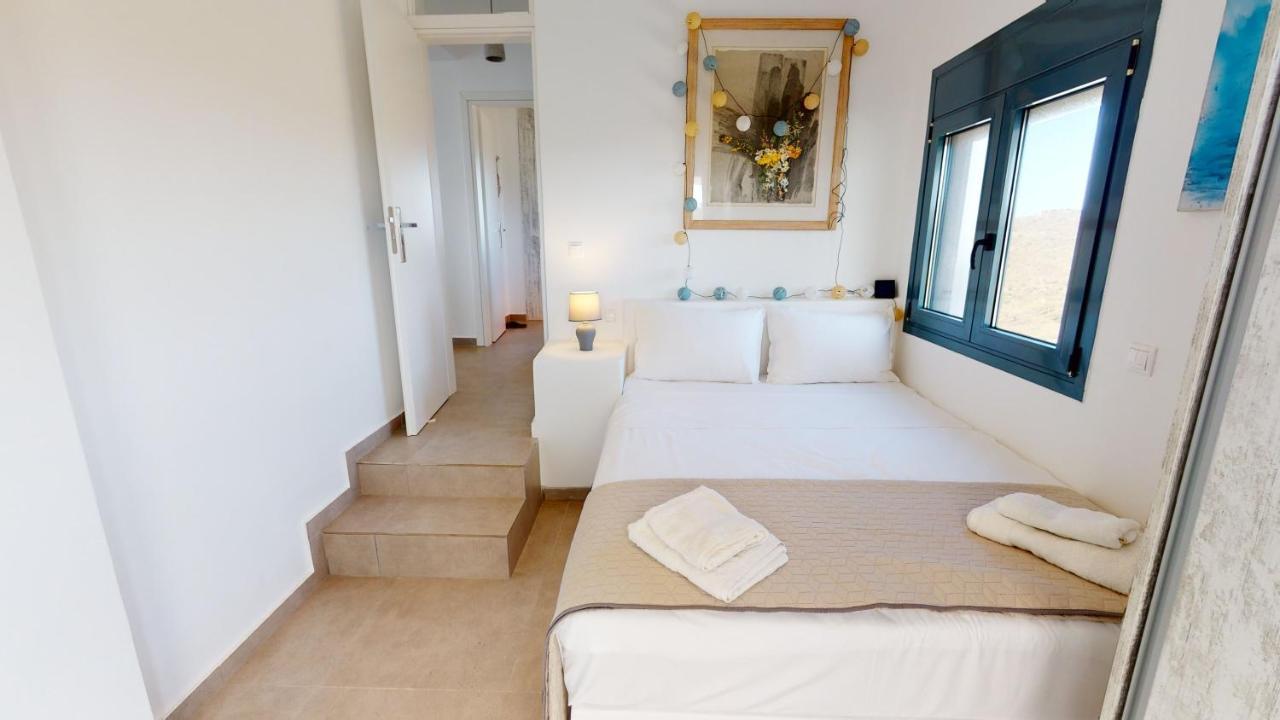 Melie Boutique Aparthotel Ellinika  Exterior photo